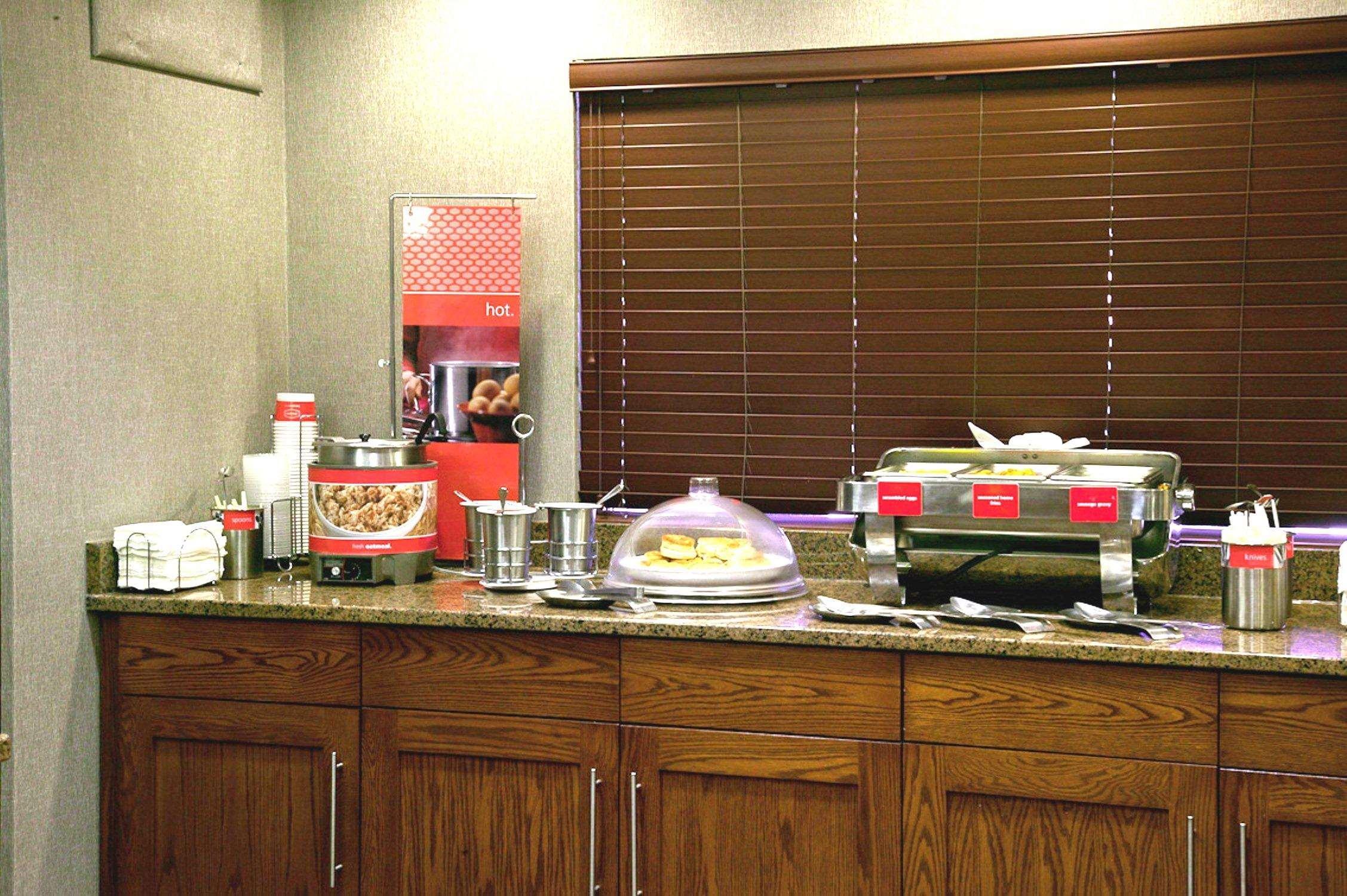 Hampton Inn Fort Collins Bagian luar foto