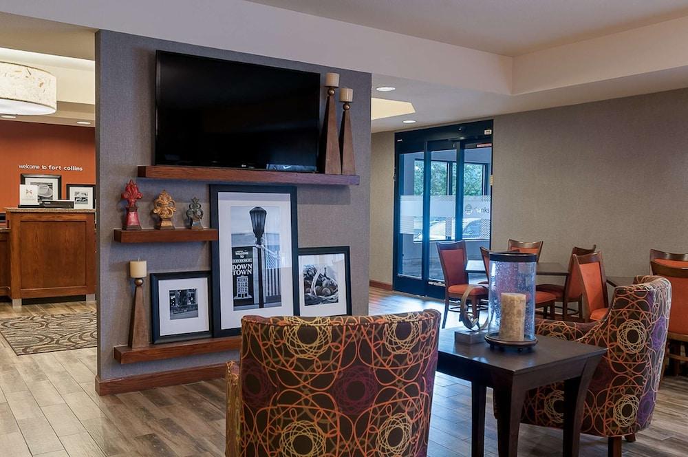 Hampton Inn Fort Collins Bagian luar foto
