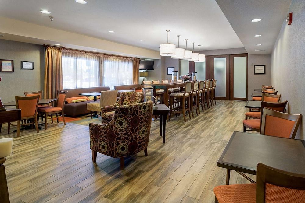 Hampton Inn Fort Collins Bagian luar foto