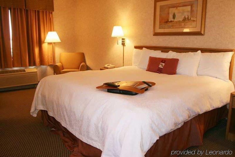 Hampton Inn Fort Collins Ruang foto